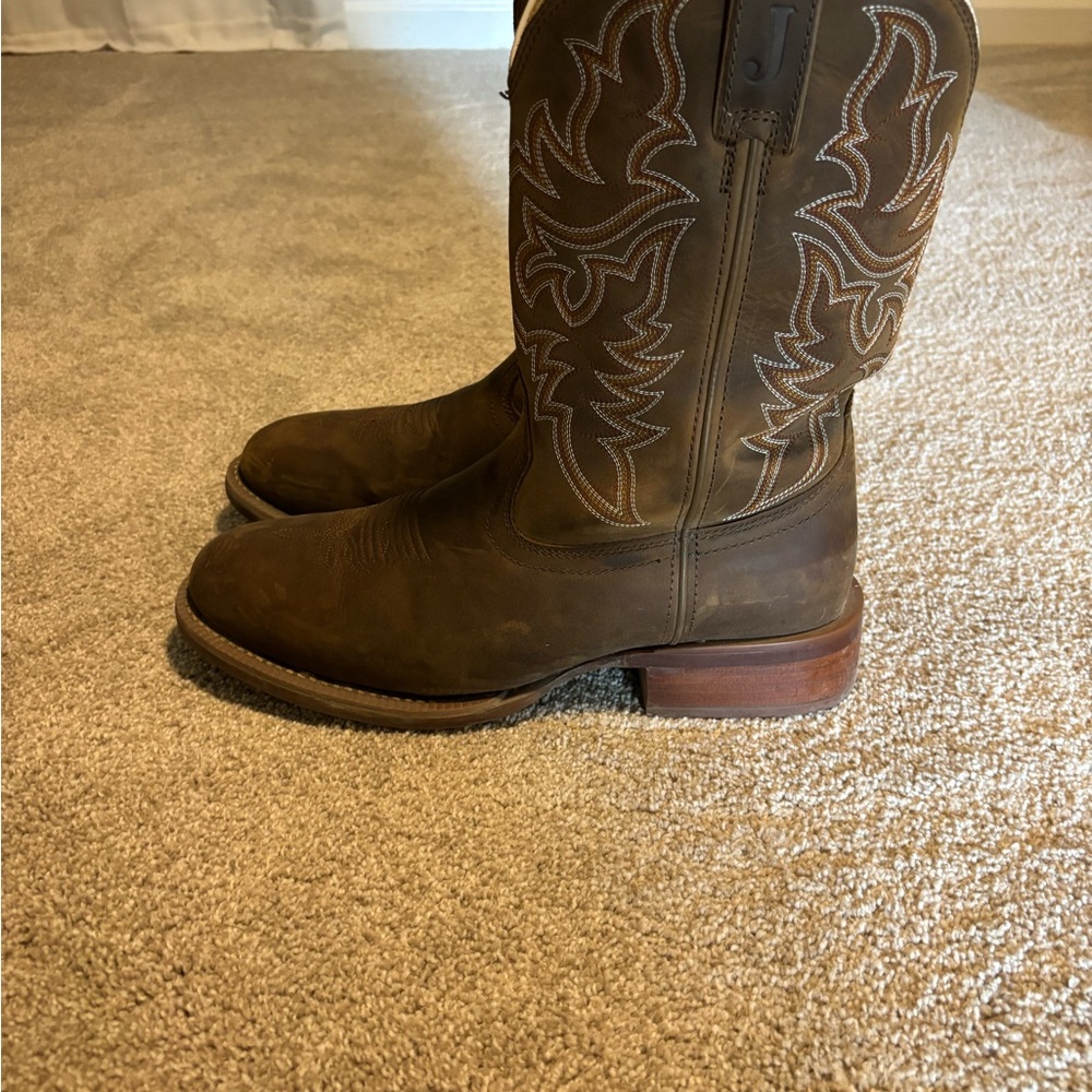 Justin Wild Bill 11” Cowboy Boots